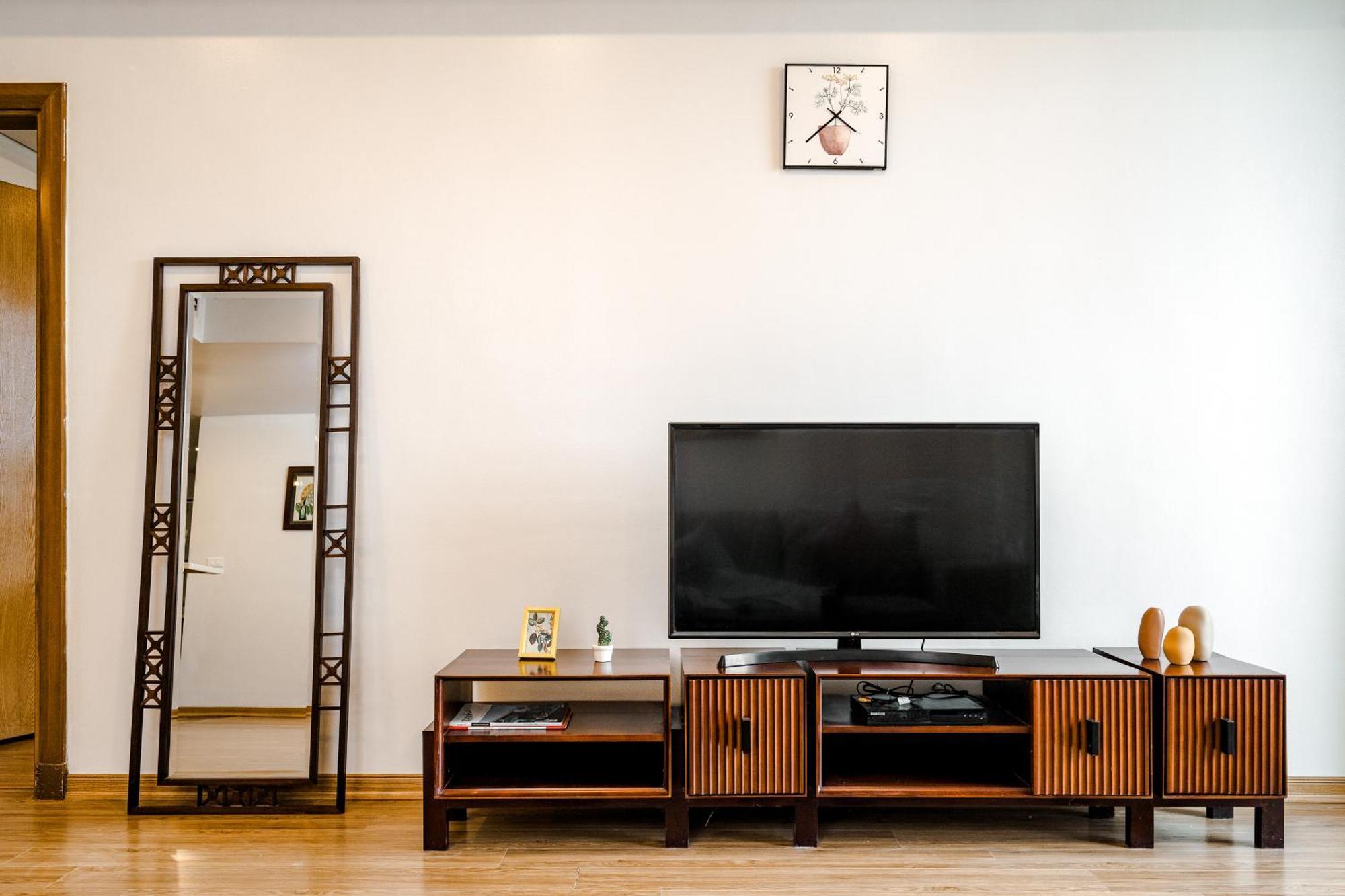 Wecozy Pacific - Spacious Apartment, Train Station Side Apartment